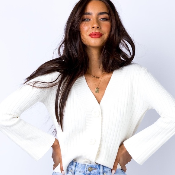 Princess Polly Sweaters - NEW Princess Polly Barrellan Cardigan